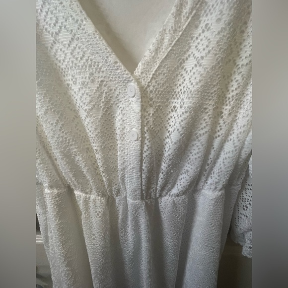 WHITE Crochet Dress - Picture 3 of 3